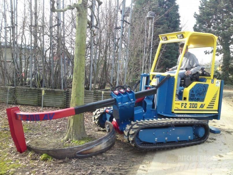  Pazzaglia FZ 200 AV ماكينات أخرى لتجهيز الأراضي