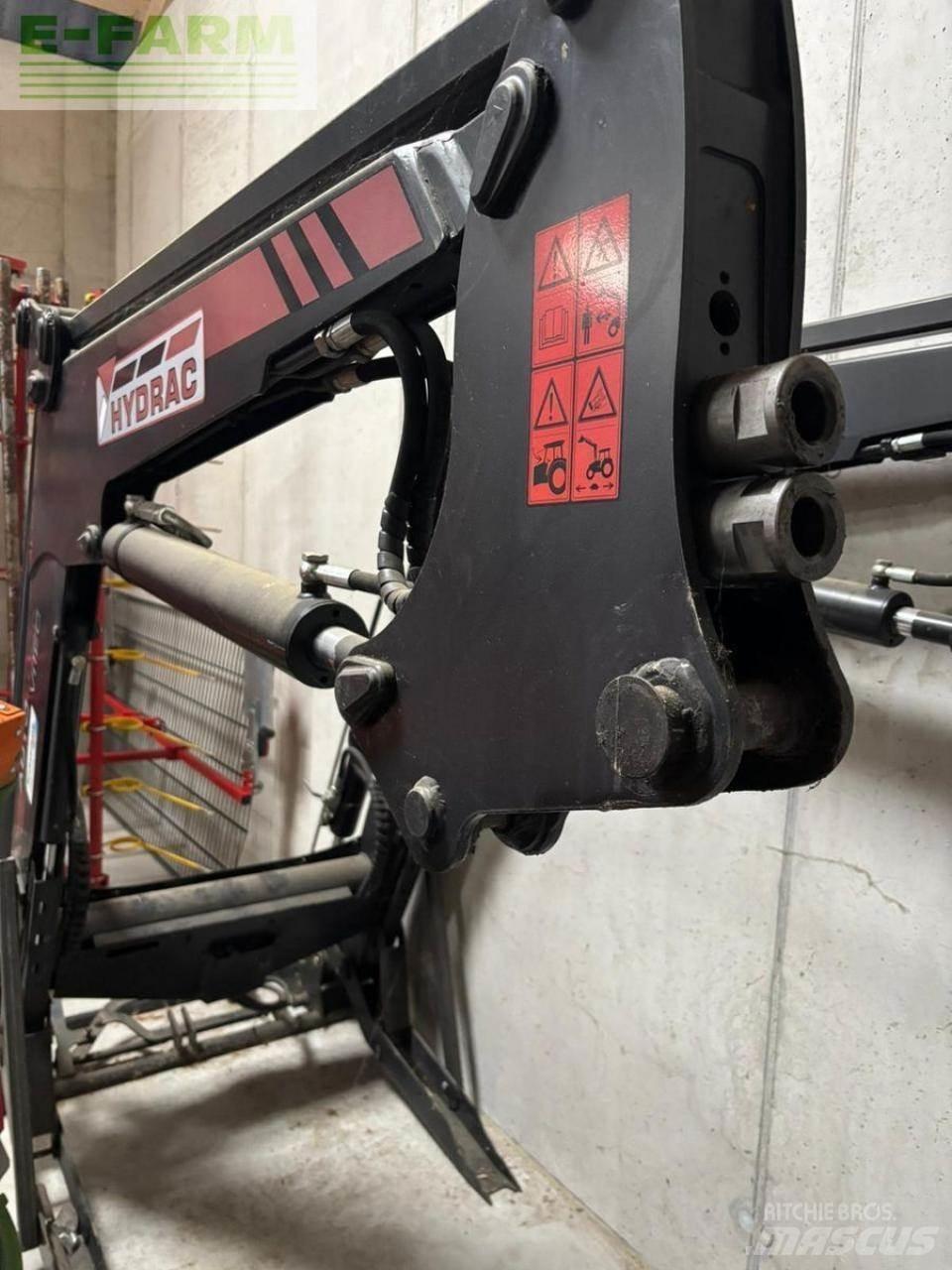 Steyr profi 6125 الجرارات