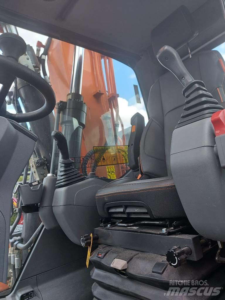 Develon DX 170 W-7 حفارات بعجل