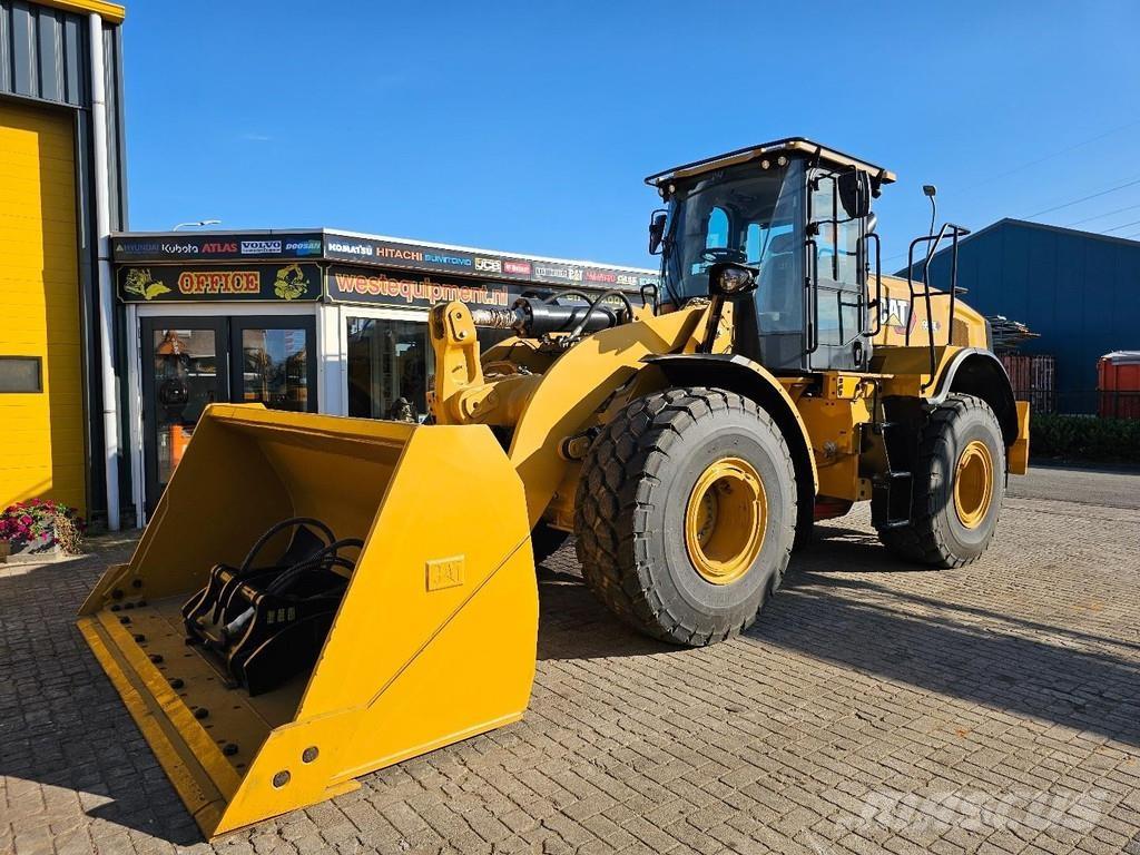 CAT 950L لوادر بعجل