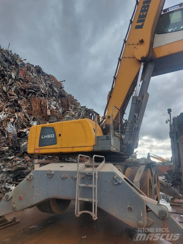 Liebherr LH 60 M مناولات المخلفات / مناولات صناعية