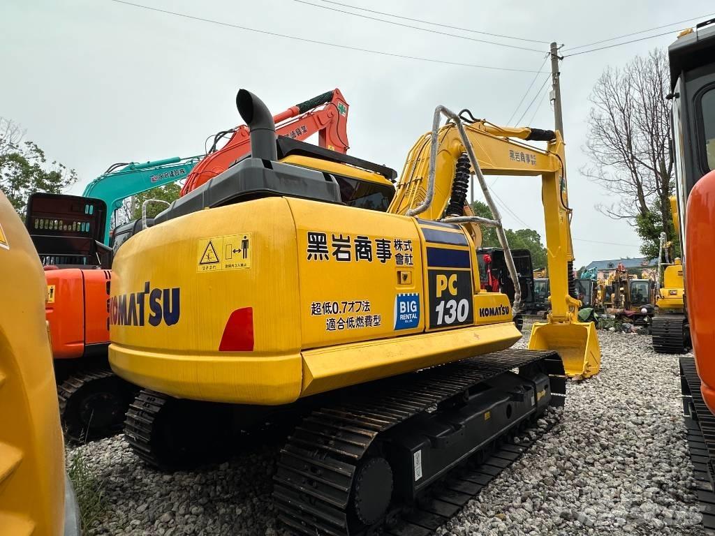 Komatsu PC 130-8 حفارات وسط 7 طن - 12 طن
