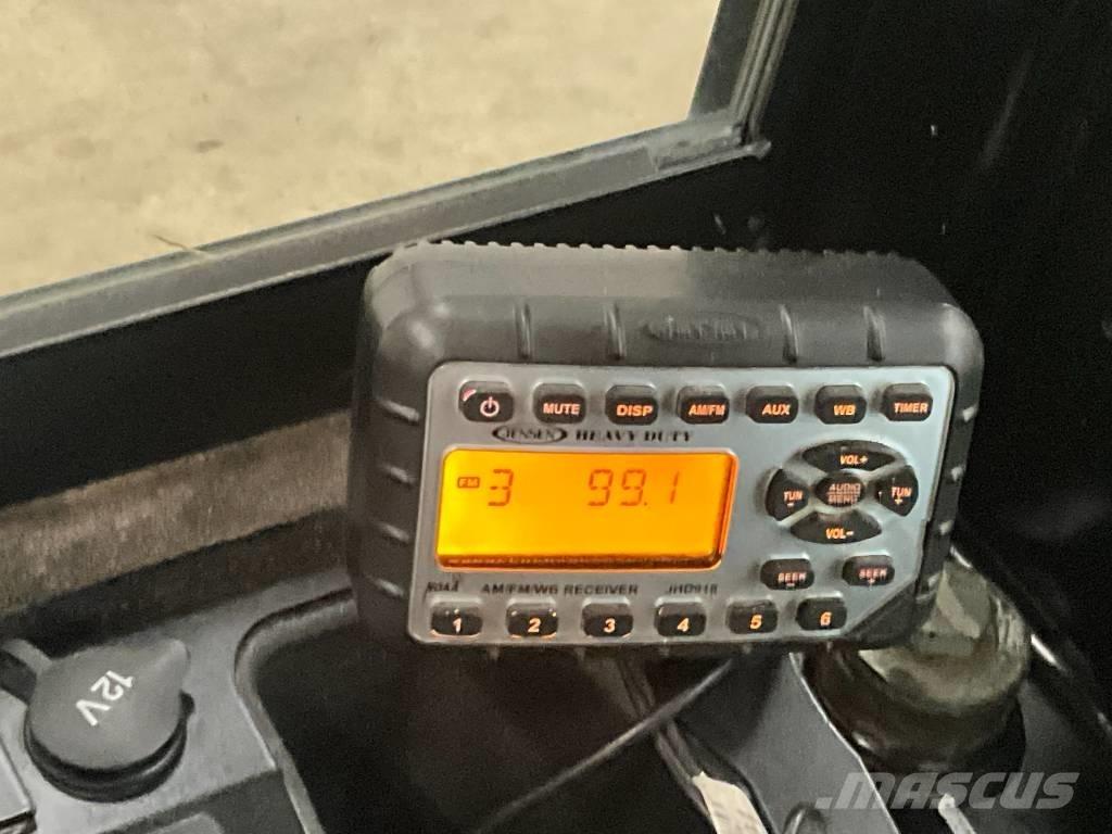 JCB 16 C-1 حفارات صغيرة أقل من 7 طن (حفارات صغيرة)