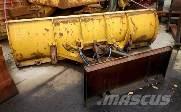  Skid Steer Snow Plow حراثات ونصول الجليد