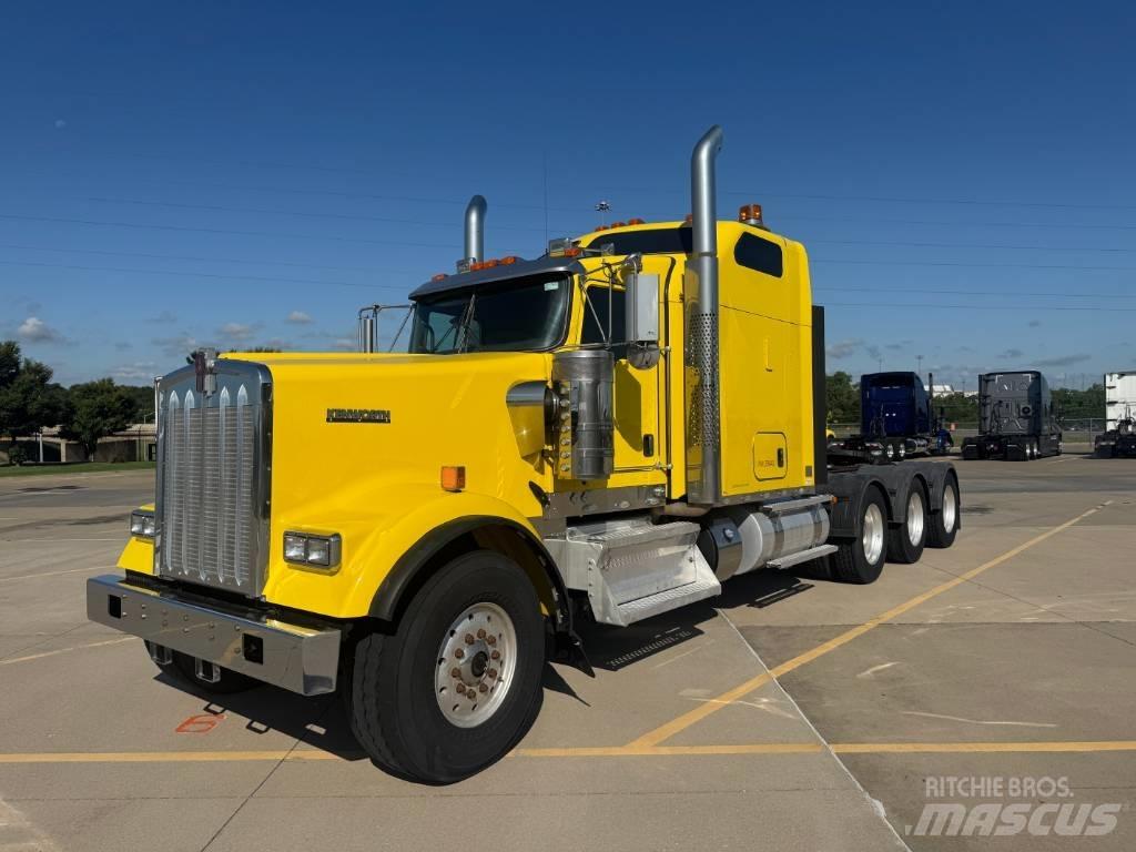 Kenworth W 900 وحدات الجر