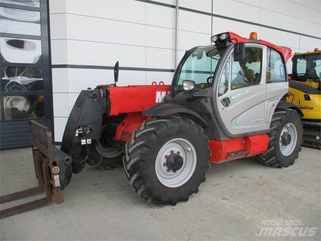 Manitou MLT840 معدات مناولة لأغراض الزراعة