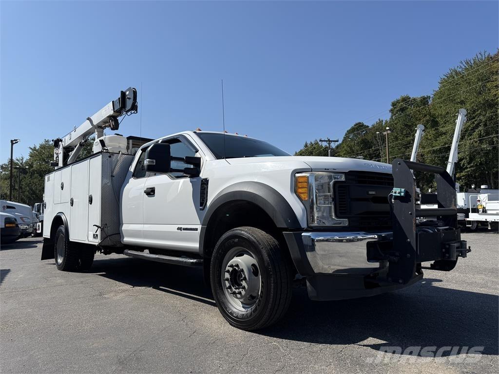 Ford F550 مركبات الأغراض العامة