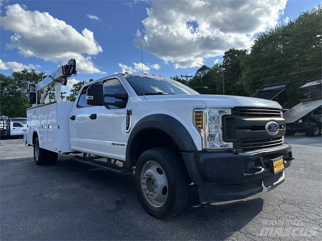Ford F550 مركبات الأغراض العامة