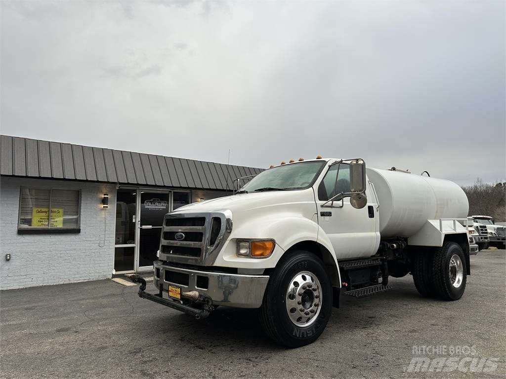 Ford F650 شاحنات أخرى