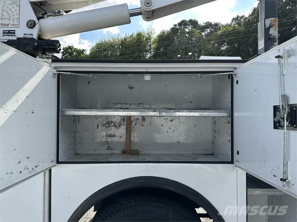 Ford F750 مركبات الأغراض العامة