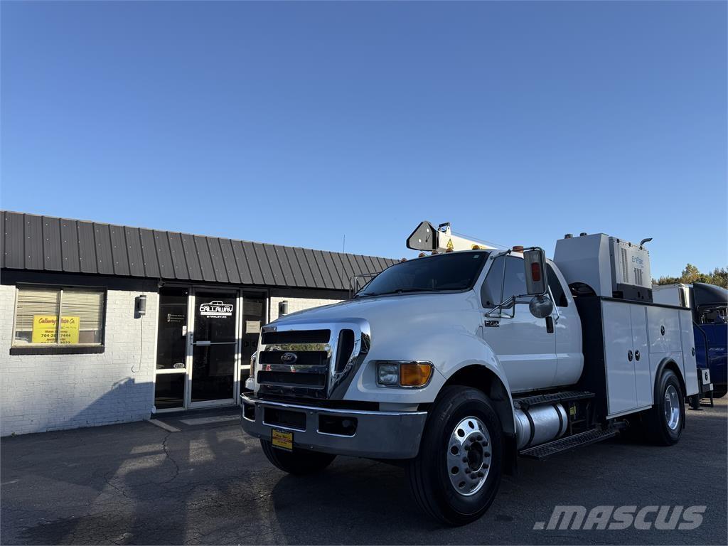 Ford F750 مركبات الأغراض العامة