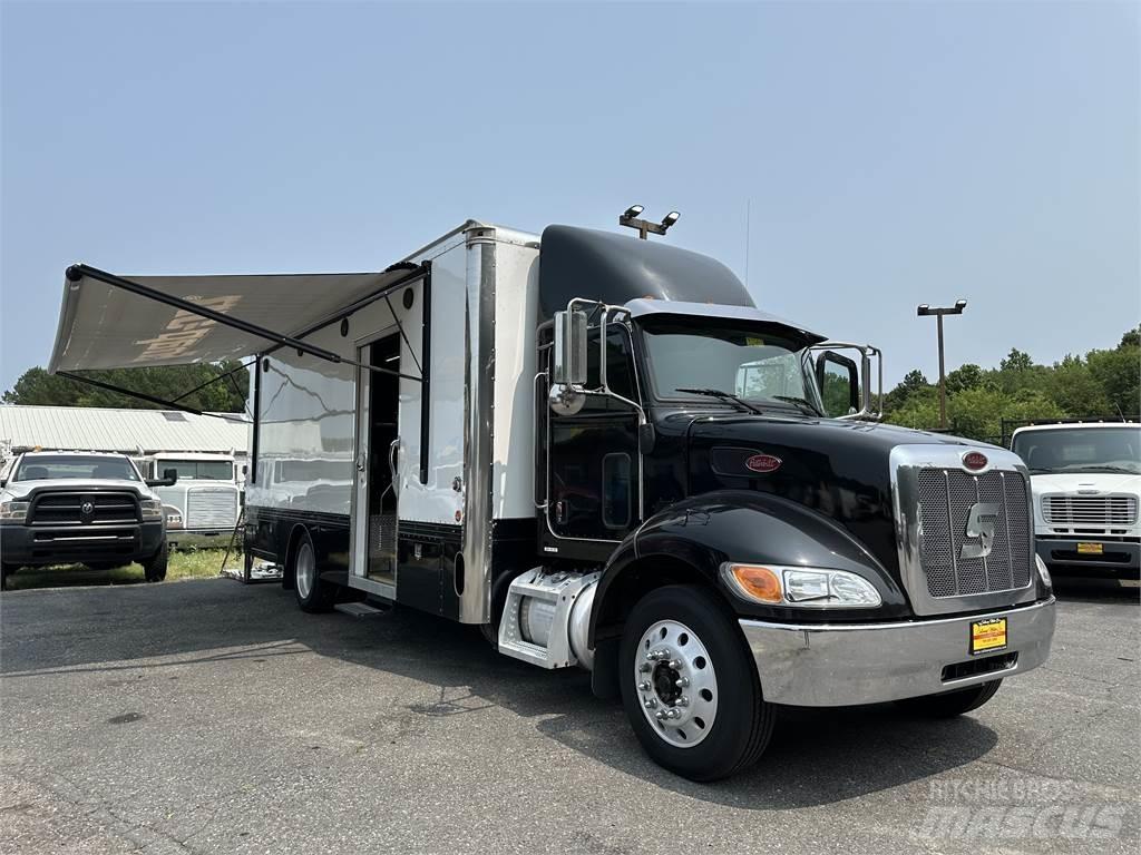 Peterbilt 337 شاحنات أخرى