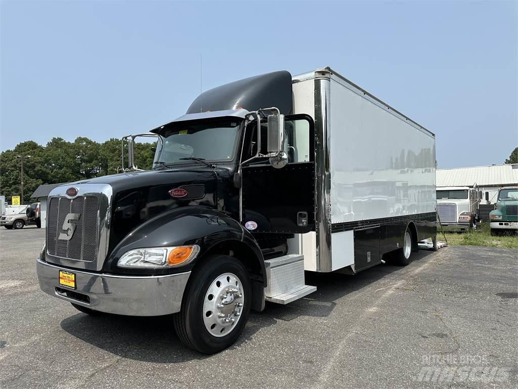Peterbilt 337 شاحنات أخرى