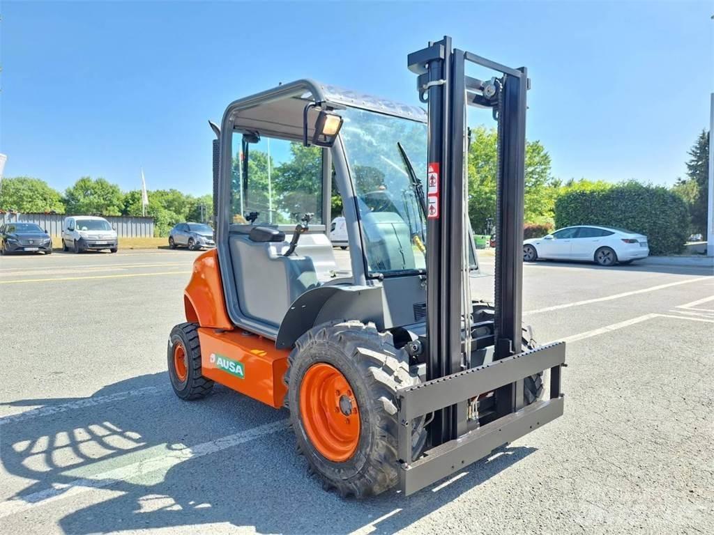 Ausa C150H شاحنات الطرق الوعرة
