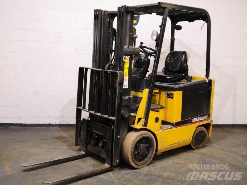 CAT EC25N شاحنات ذات رافعات شوكية - أخرى