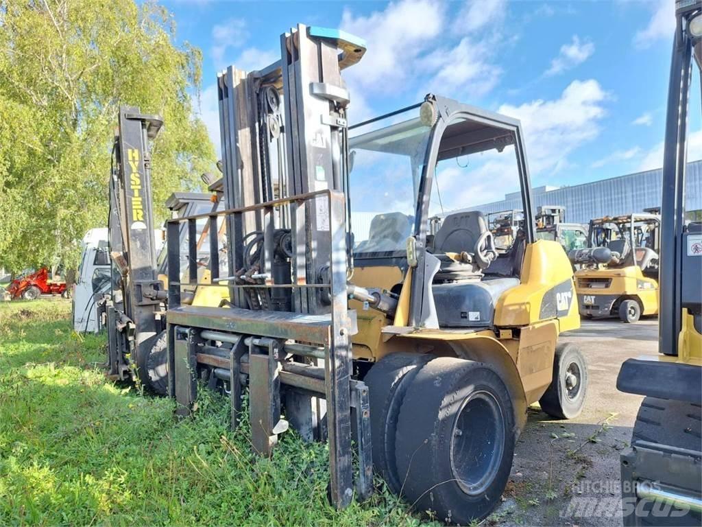 CAT GP40N شاحنات ذات رافعات شوكية - أخرى