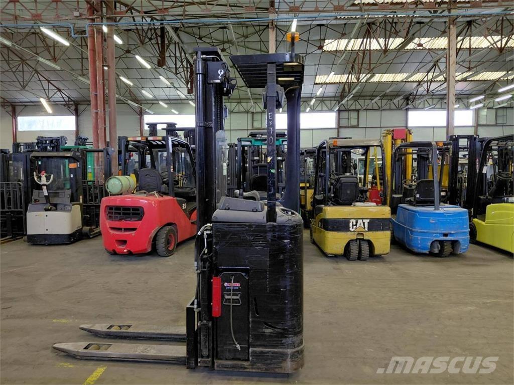 CAT NSR16N شاحنات مناولة ذاتية الدفع