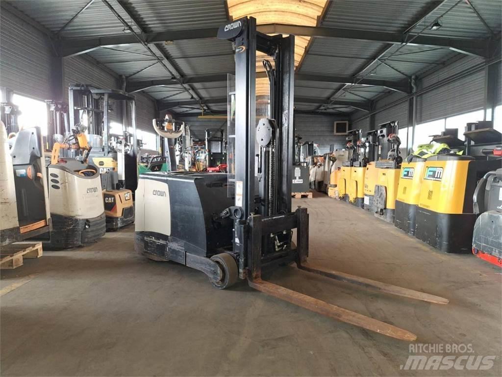 Crown SHC5540 معدات التكديس الجوالة