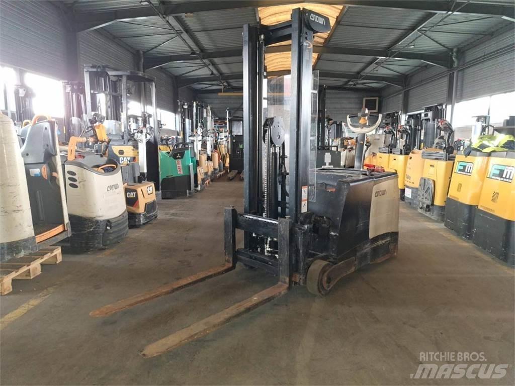 Crown SHC5540 معدات التكديس الجوالة