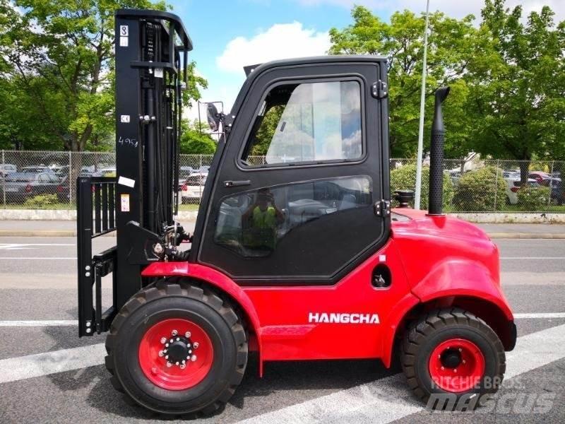 Hangcha TT30-2 شاحنات الطرق الوعرة