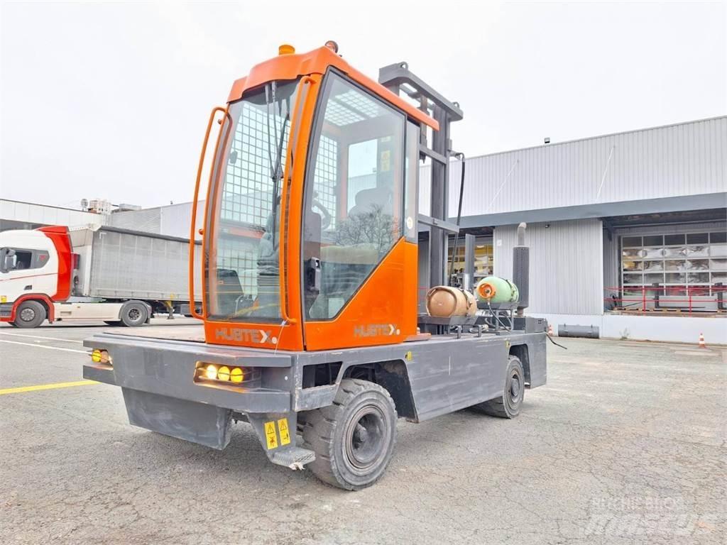 Hubtex S35 G لوادر جانبية