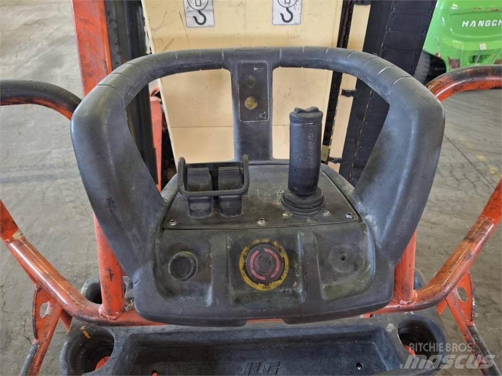 JLG TOUCAN 8E رافعات ومنصات أخرى