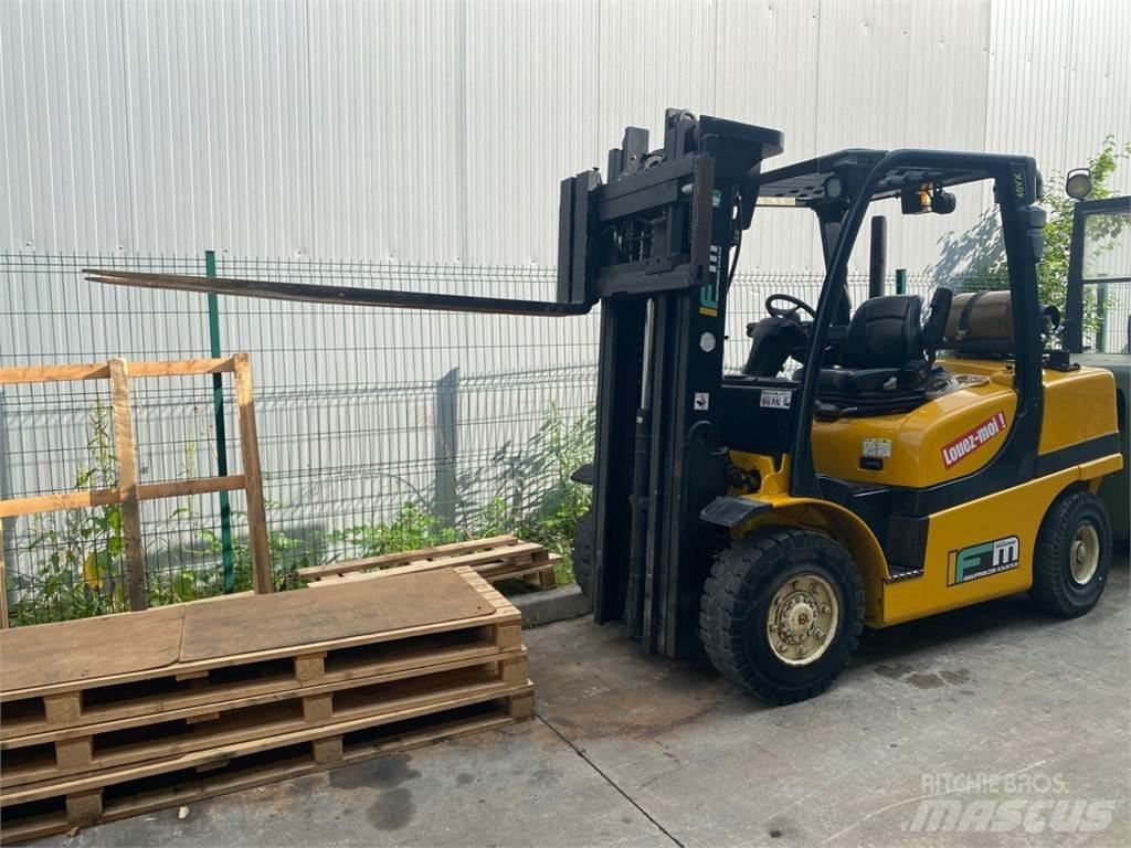 Yale GLP40VX5 شاحنات ذات رافعات شوكية - أخرى