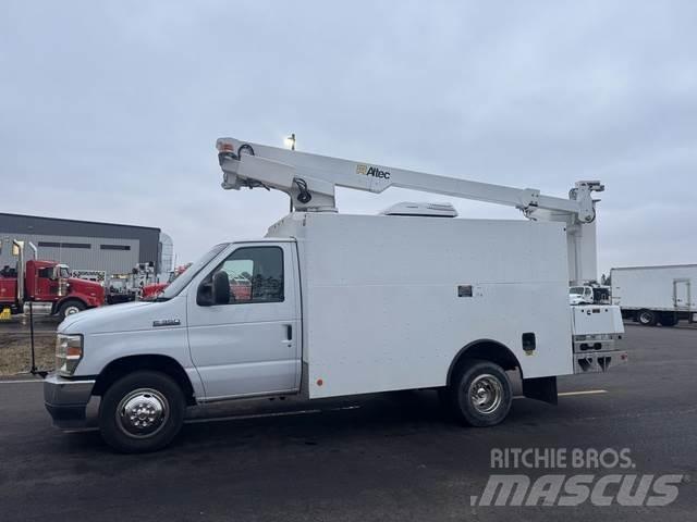 Ford E350 ALTEC أخرى