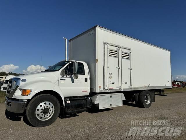 Ford F750 آلات تمزيق المخلفات