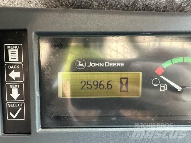 John Deere 331G أخرى