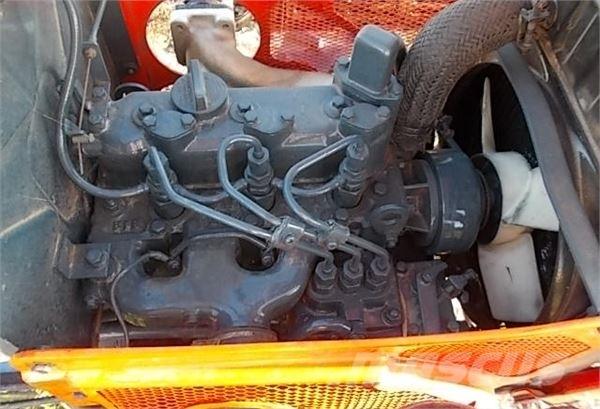 Kubota 6001 di '04 الجرارات