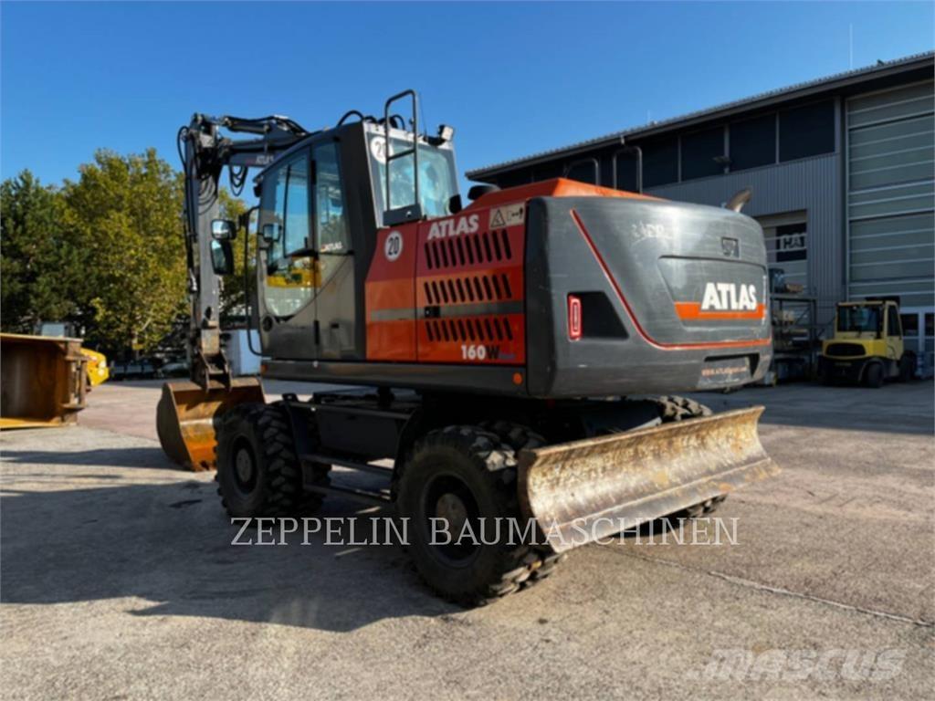 Atlas 160W حفارات بعجل
