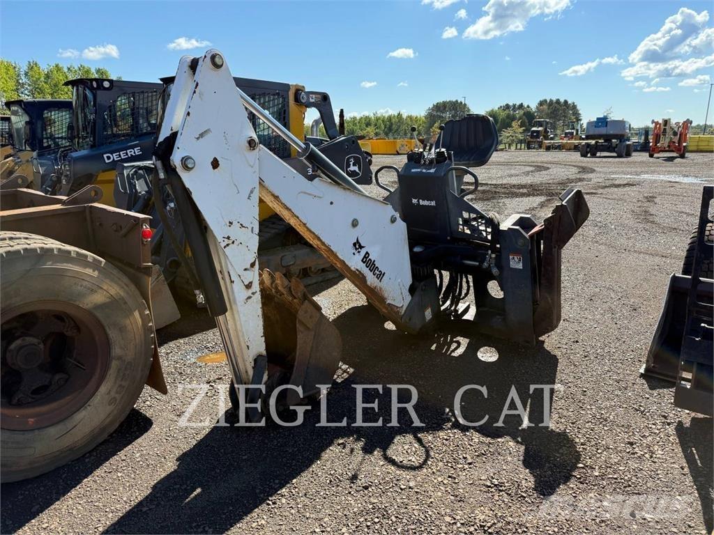 Bobcat A300 لوادر انزلاقية التوجيه