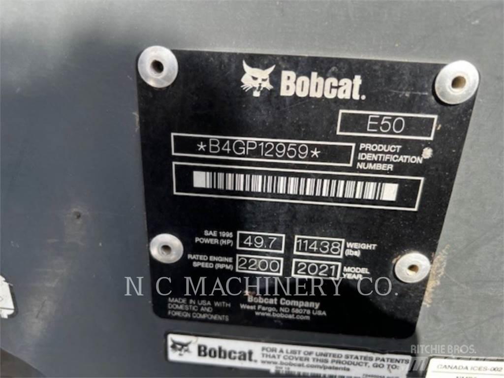 Bobcat E50 حفارات زحافة