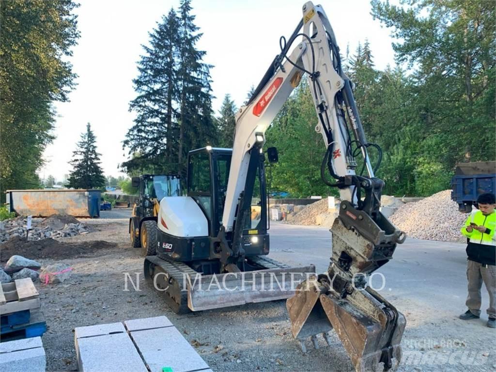 Bobcat E60 حفارات زحافة