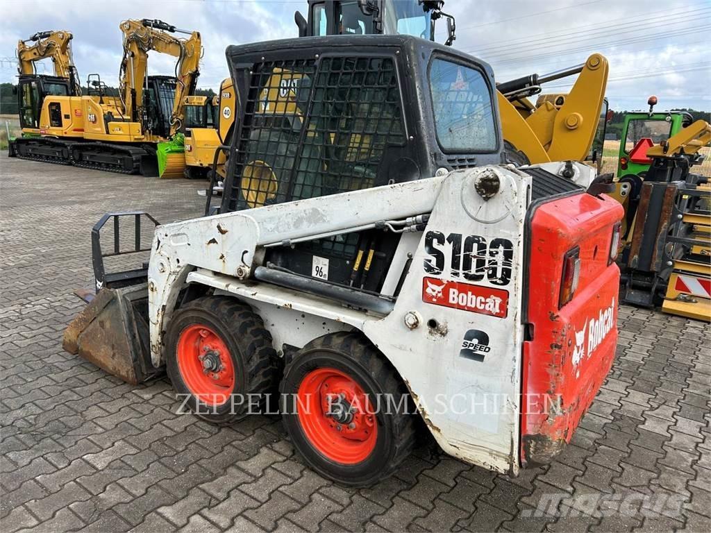 Bobcat S100 لوادر انزلاقية التوجيه
