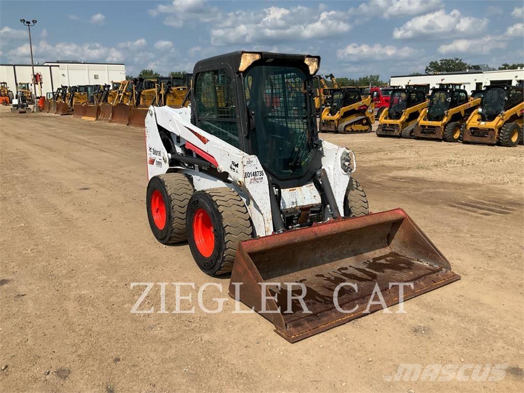 Bobcat S550 لوادر انزلاقية التوجيه