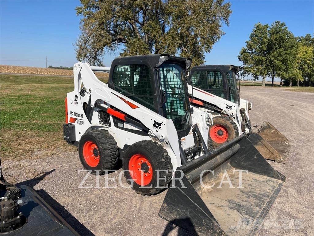 Bobcat S595 لوادر انزلاقية التوجيه