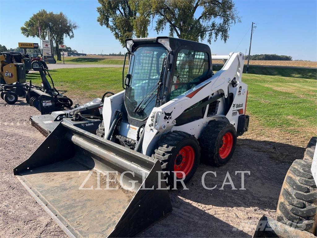 Bobcat S595 لوادر انزلاقية التوجيه
