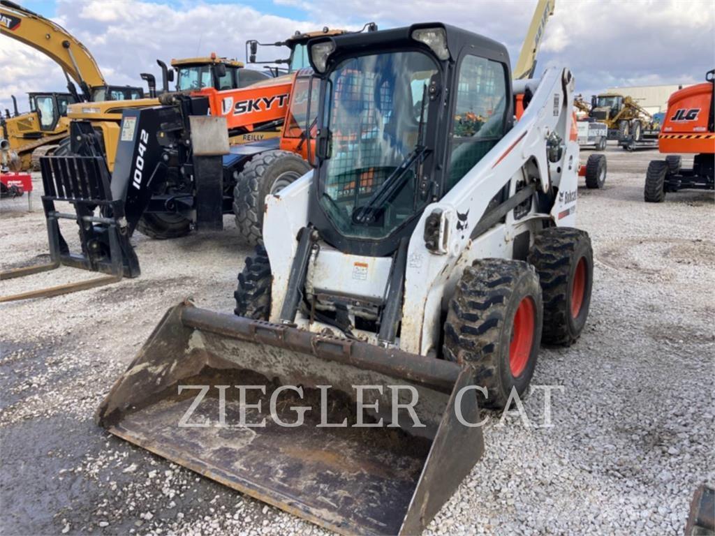 Bobcat S650 لوادر انزلاقية التوجيه