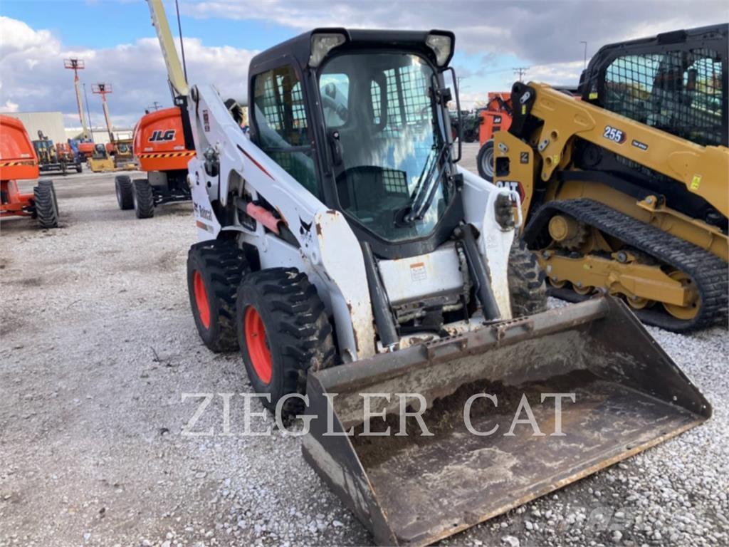 Bobcat S650 لوادر انزلاقية التوجيه