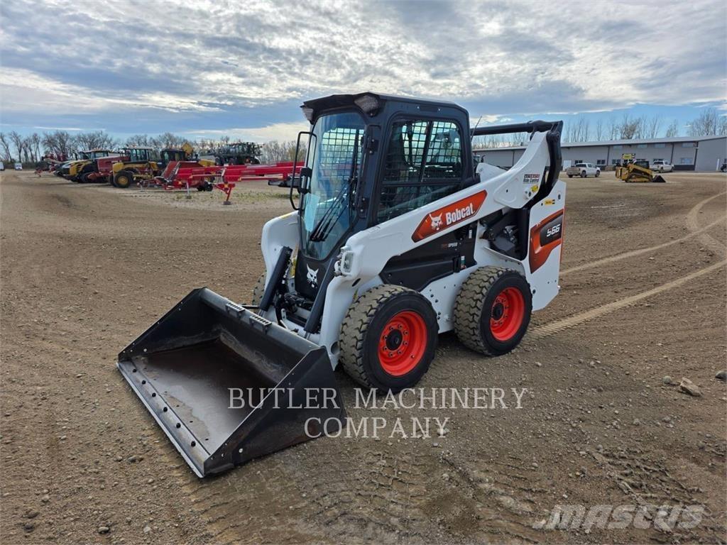 Bobcat S66 لوادر انزلاقية التوجيه