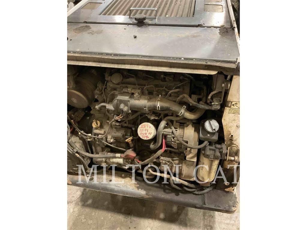 Bobcat S740 لوادر انزلاقية التوجيه