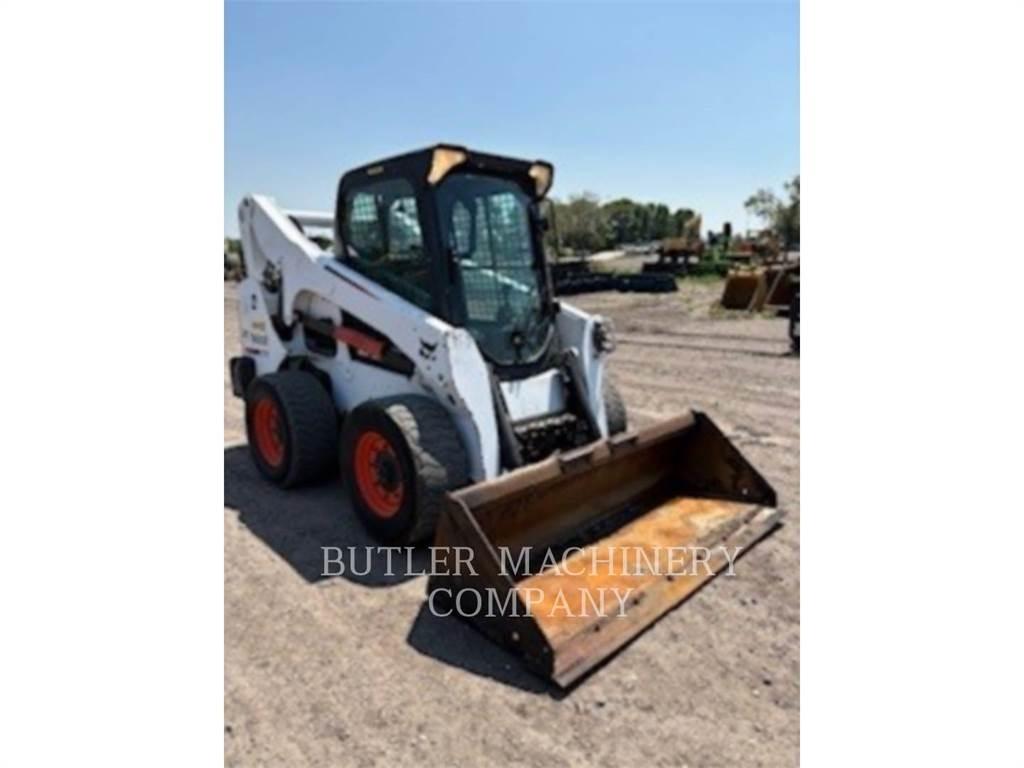 Bobcat S770 لوادر انزلاقية التوجيه