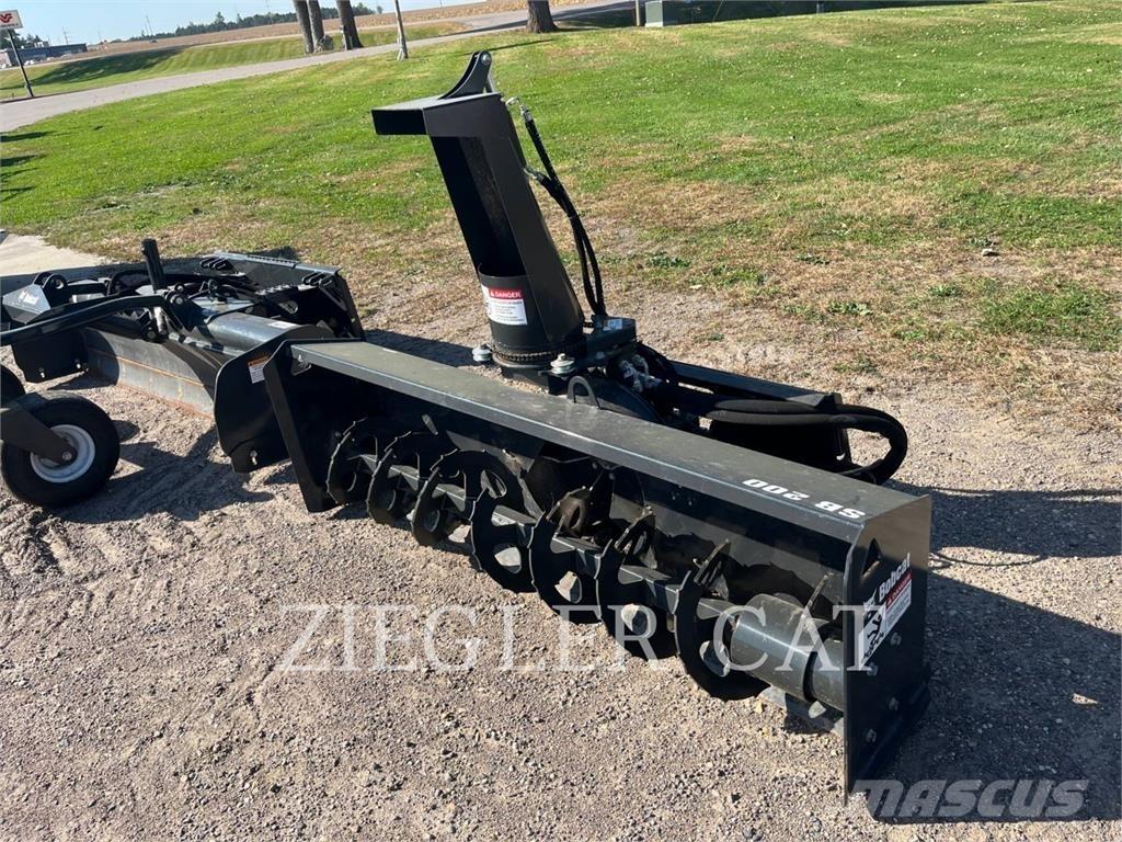 Bobcat SB200 لوادر انزلاقية التوجيه