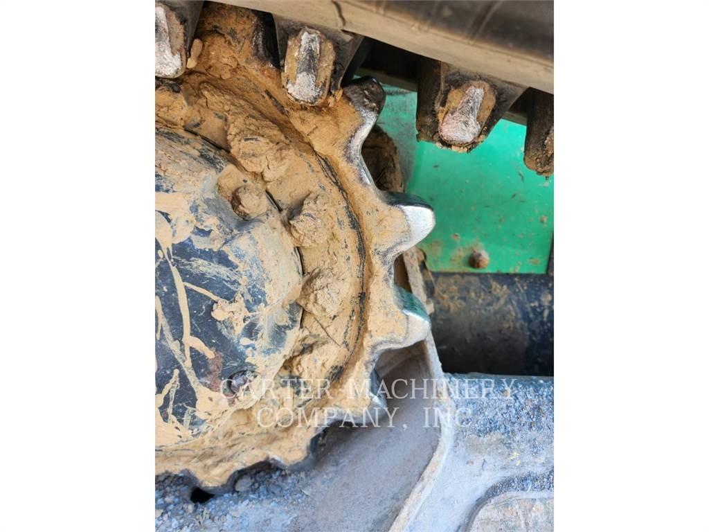 Bobcat T550 لوادر انزلاقية التوجيه