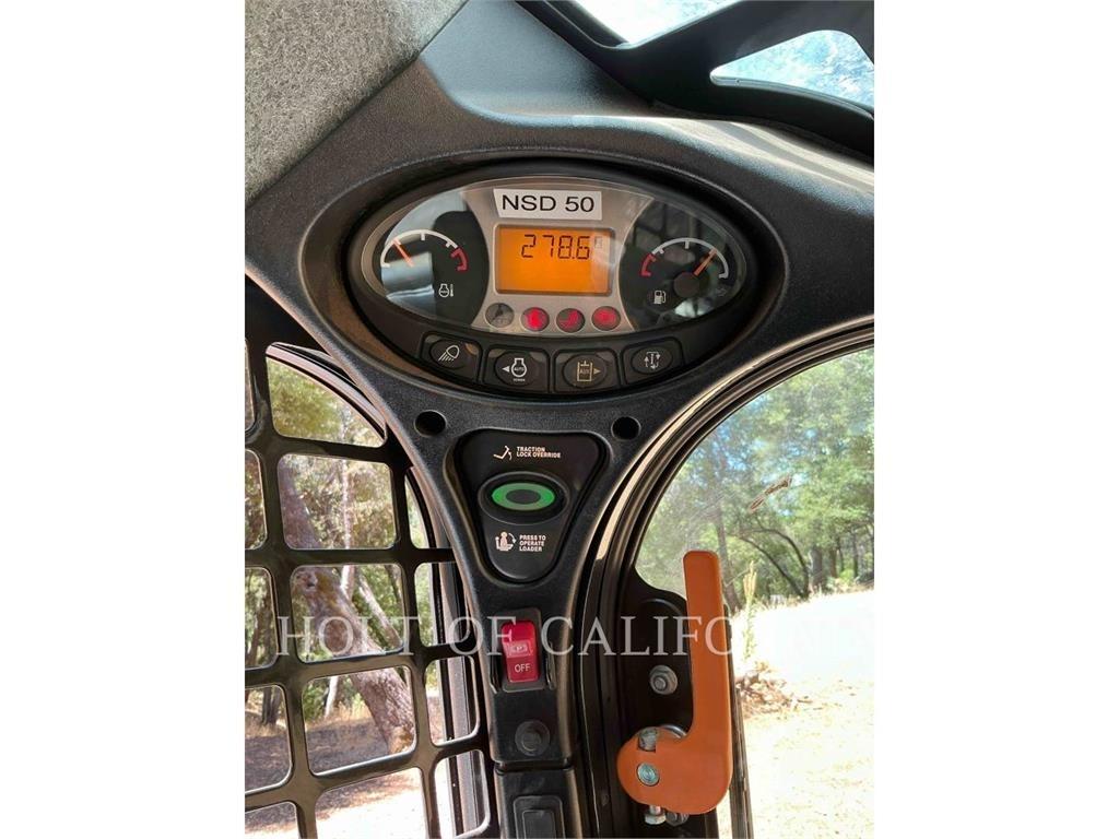 Bobcat T550 لوادر زحافة