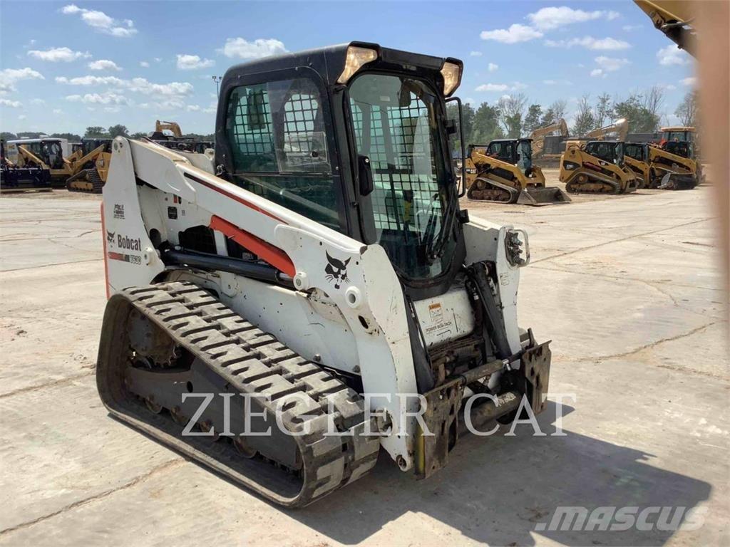 Bobcat T630 لوادر زحافة
