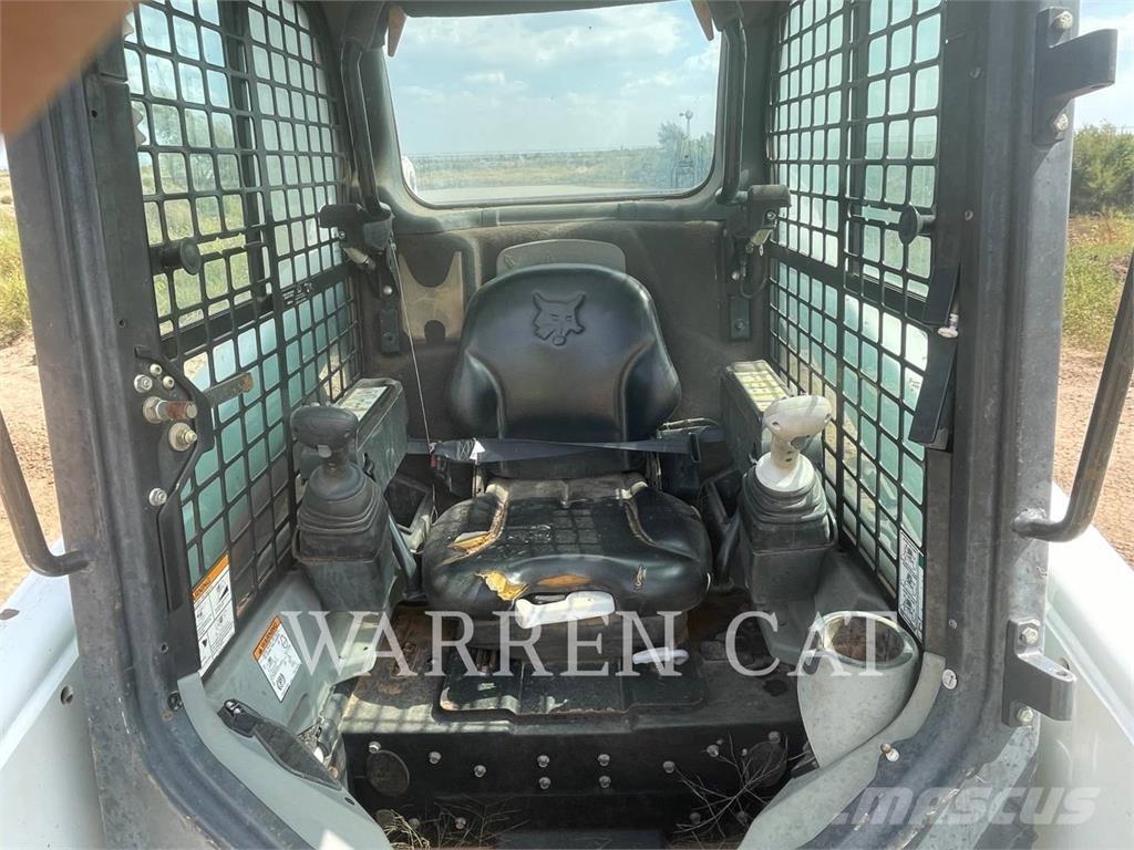 Bobcat T630 لوادر انزلاقية التوجيه