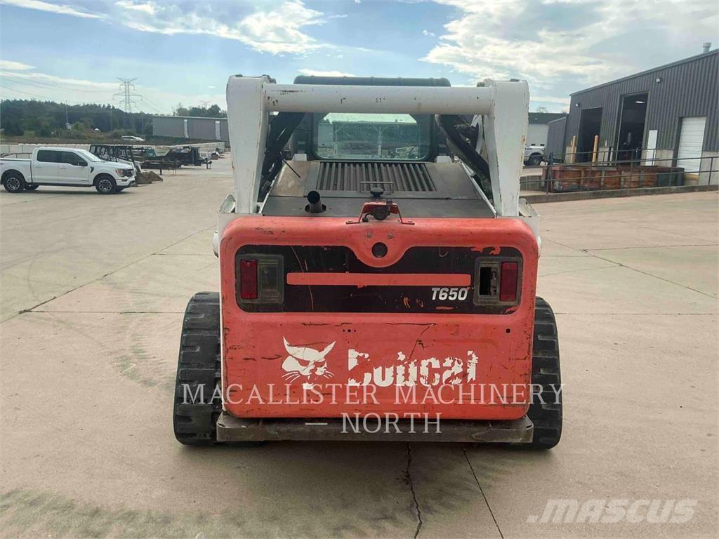 Bobcat T650 لوادر انزلاقية التوجيه